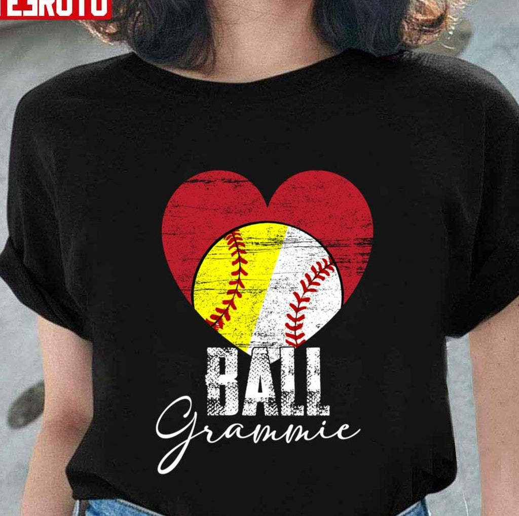 Ball Grammie Softball Baseball Unisex T-Shirt