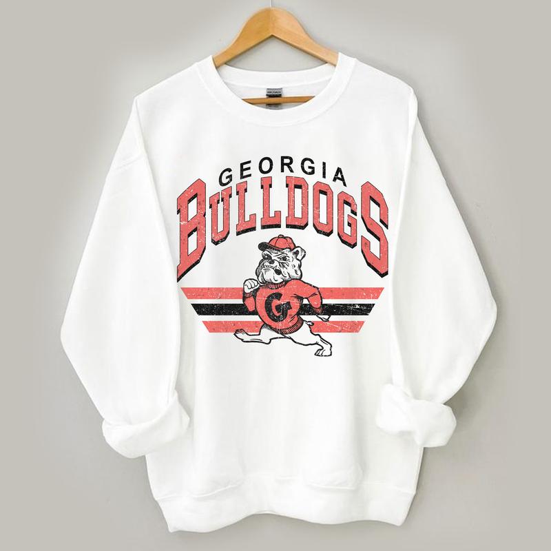 Georgia Bulldogs Vintage Football NCAA sweatshirt , The University of Georgia Unisex Vintage NCAA sweatshirt , Classic Football sweatshirt , Gifts For
