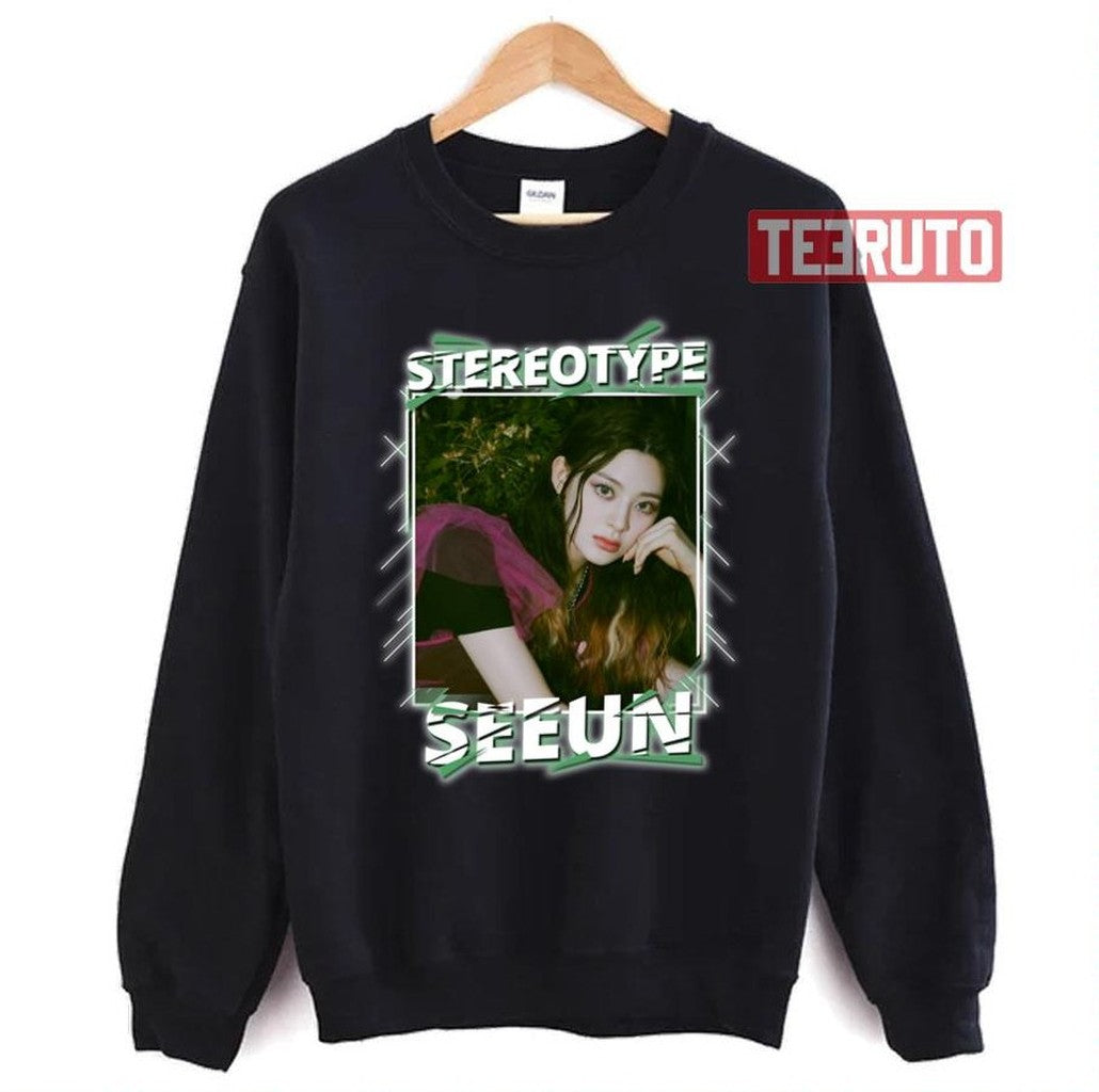 Stereotypr Design Stayc Seeun Unisex T-Shirt