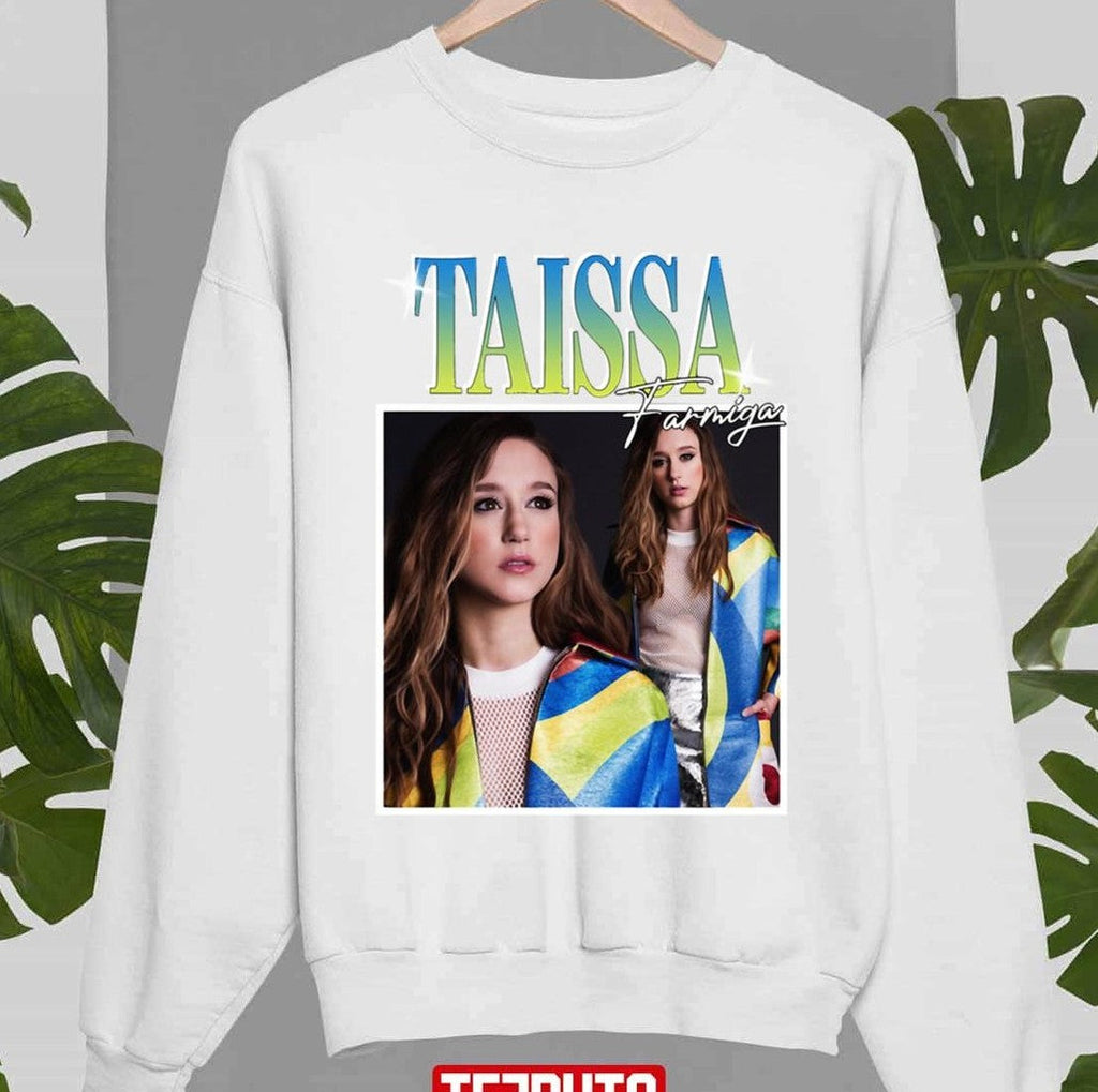 Taissa Farmiga Vintage Bootleg 90s AHS Cast Unisex Sweatshirt