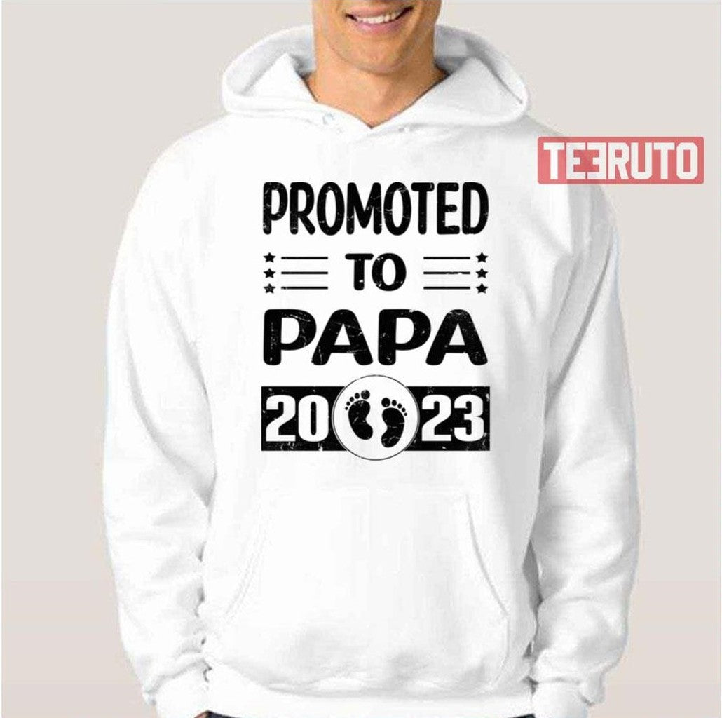 Promoted To Papa 2023 Fathers Day Unisex T-Shirt