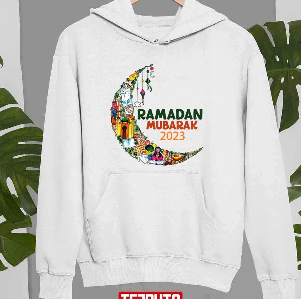 Moon Ramadan Mubarak 2023 Unisex T-shirt
