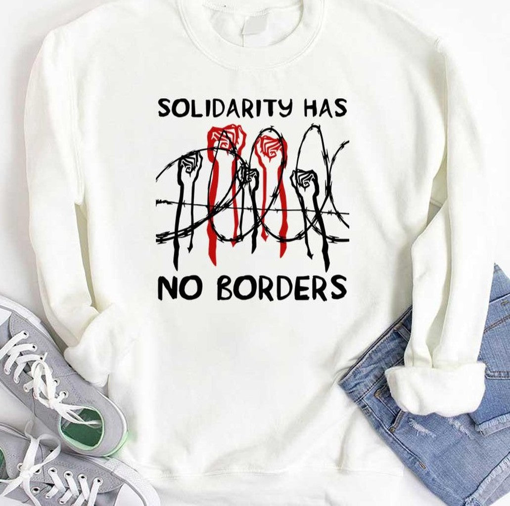 Solidarity Has No Borders Immigrant Refugee Abolish Ice Unisex T-Shirt