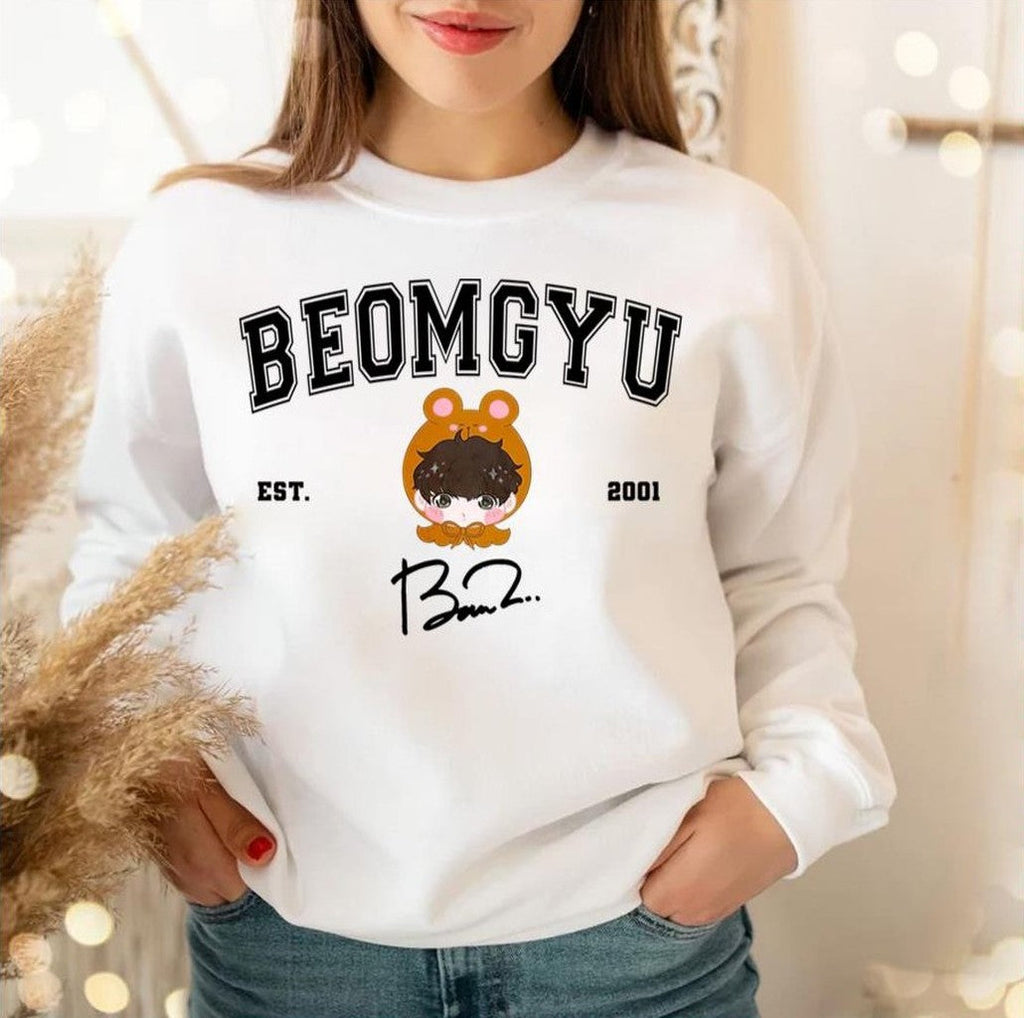 Beomgyu Cute Bear Logo Tomorrow X Together Txt Unisex T-Shirt