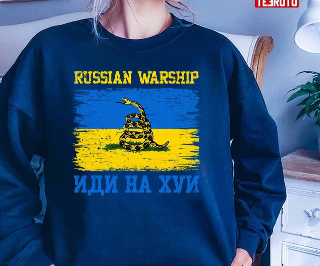 Russian Warship Go Fuck Yourself Free Ukraine Flag Snake Unisex T-Shirt