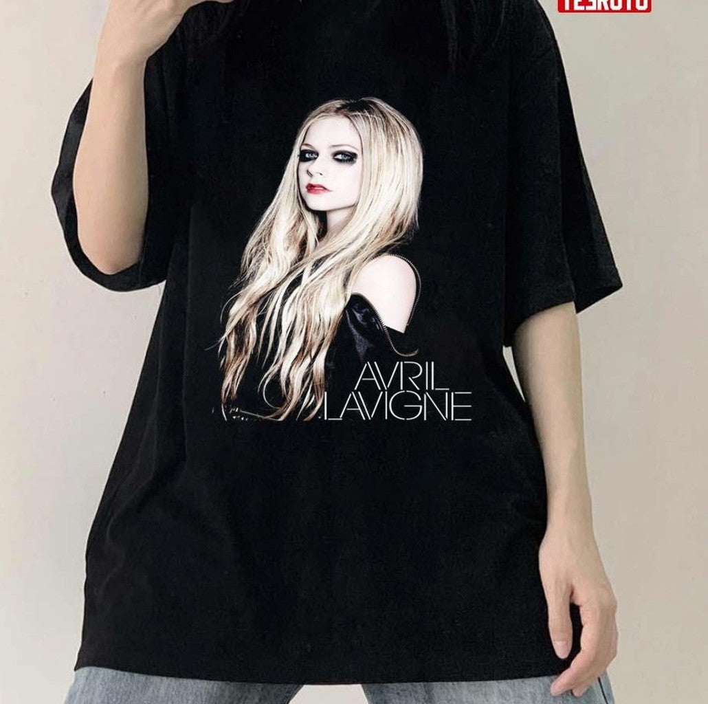 Singer Avril Lavigne Sweet Girl Unisex T-Shirt