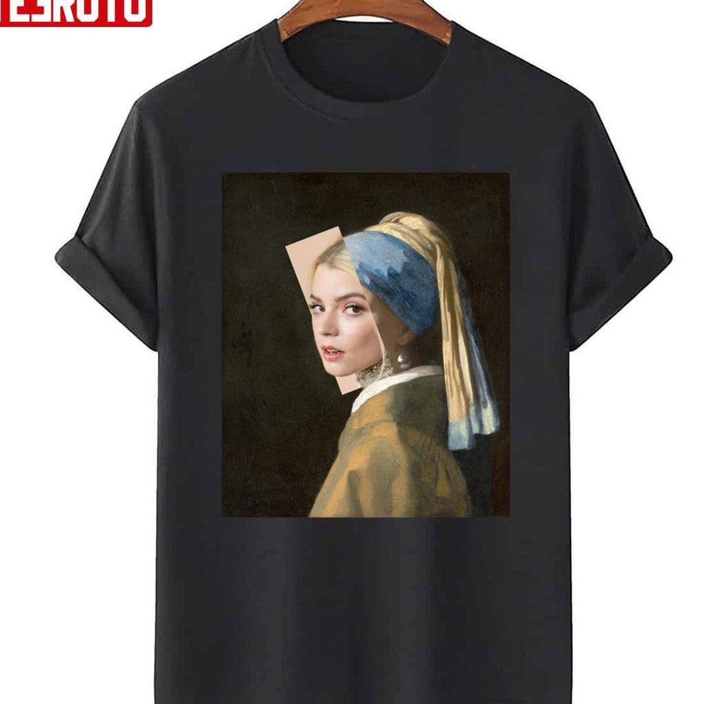 Anya Taylorjoy Girl With A Pearl Earring Unisex T-Shirt Unisex T-Shirt