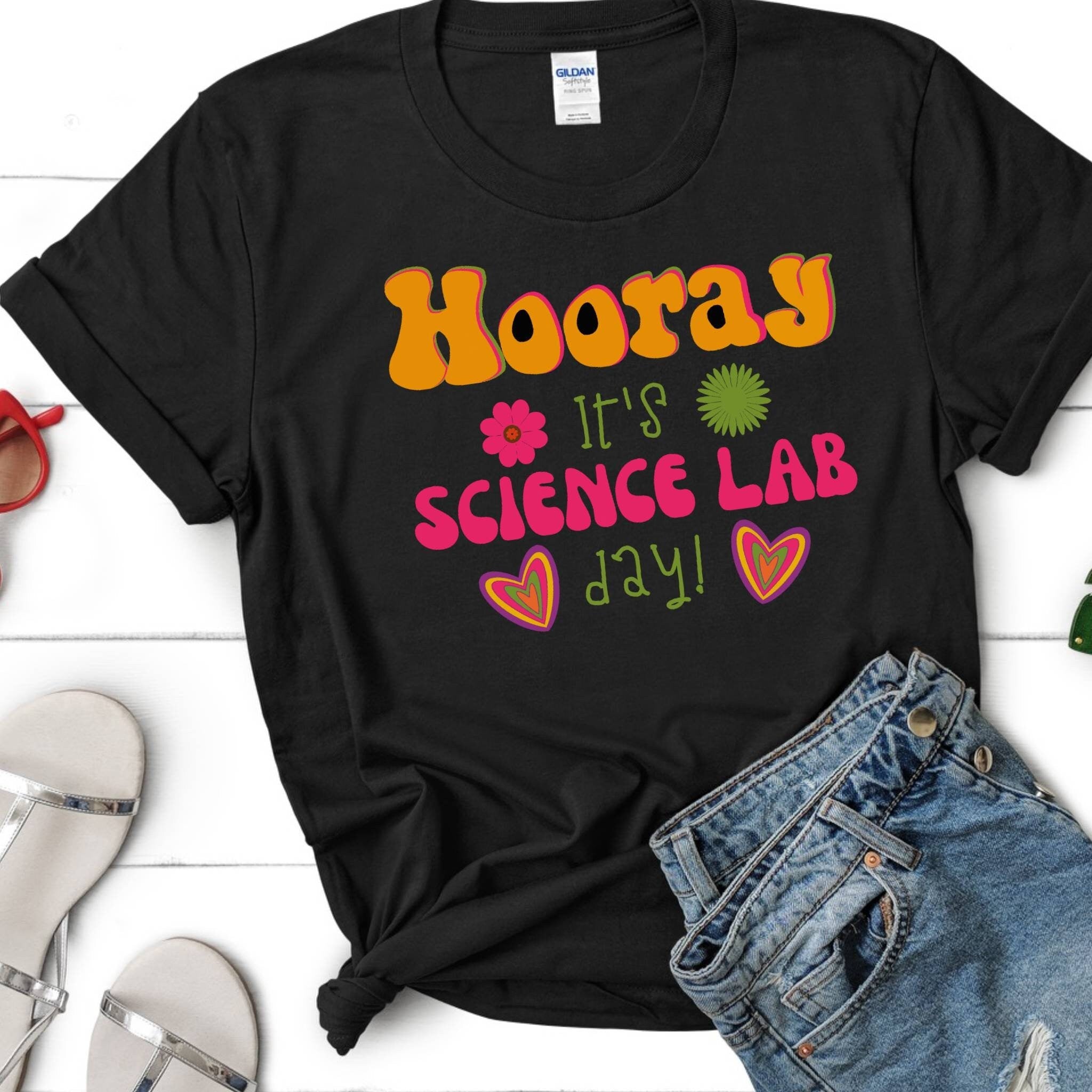 RETRO science Teacher Shirt, Back to School, Groovy Teacher Shirt, Science Experiment Shirt, Gift for Science Teacher, Chemistry, Biology
