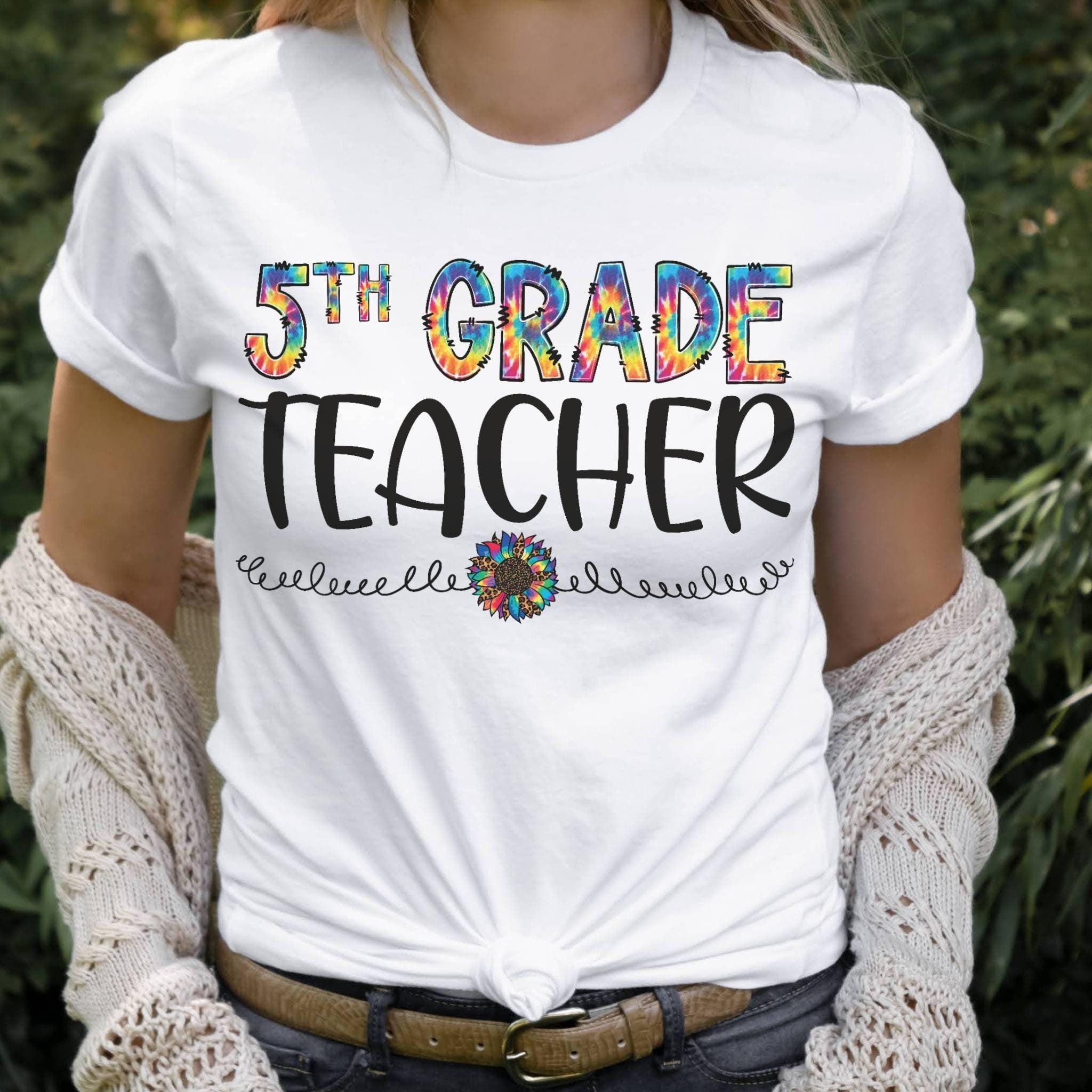5th Grade Teacher Gift, Fifth Grade Shirt, Retro Teacher Shirt, Teacher Gift, Back to school Shirts, Fifth Grade Team Shirts, Teacher Team