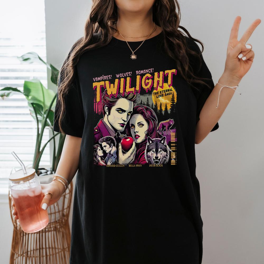 Retro Vintage Twilight Shirt, Twilight Fans Homage T-shirt, Gift For Book Lover Twilight Saga Comic Retro, Vampires Wolves Romance shirt