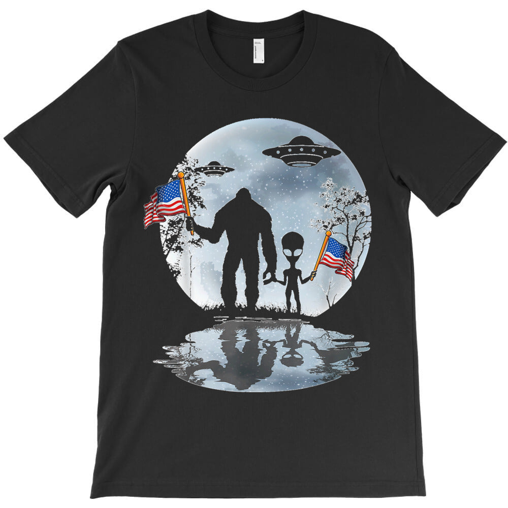 Alien Bigfoot Sasquatch UFO Extraterrestrial T-Shirt