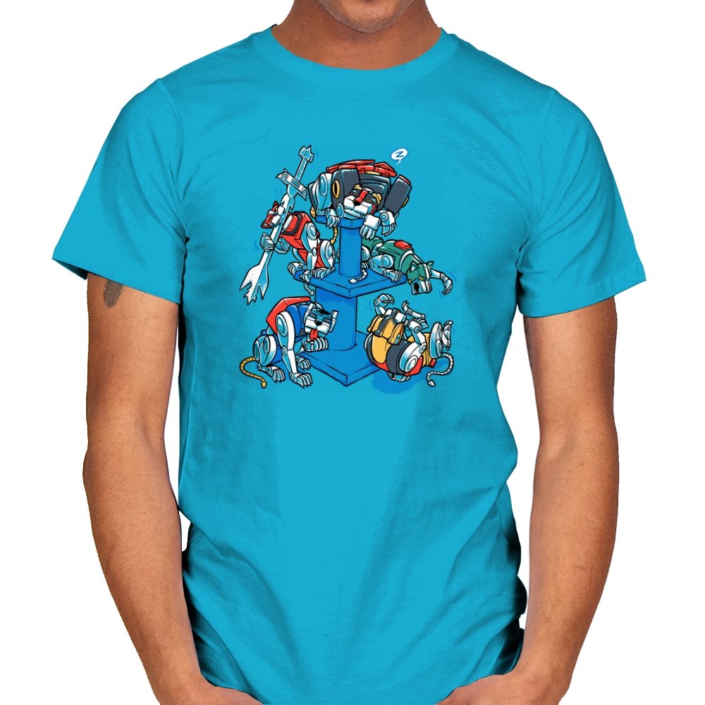 Lounging Lions Exclusive