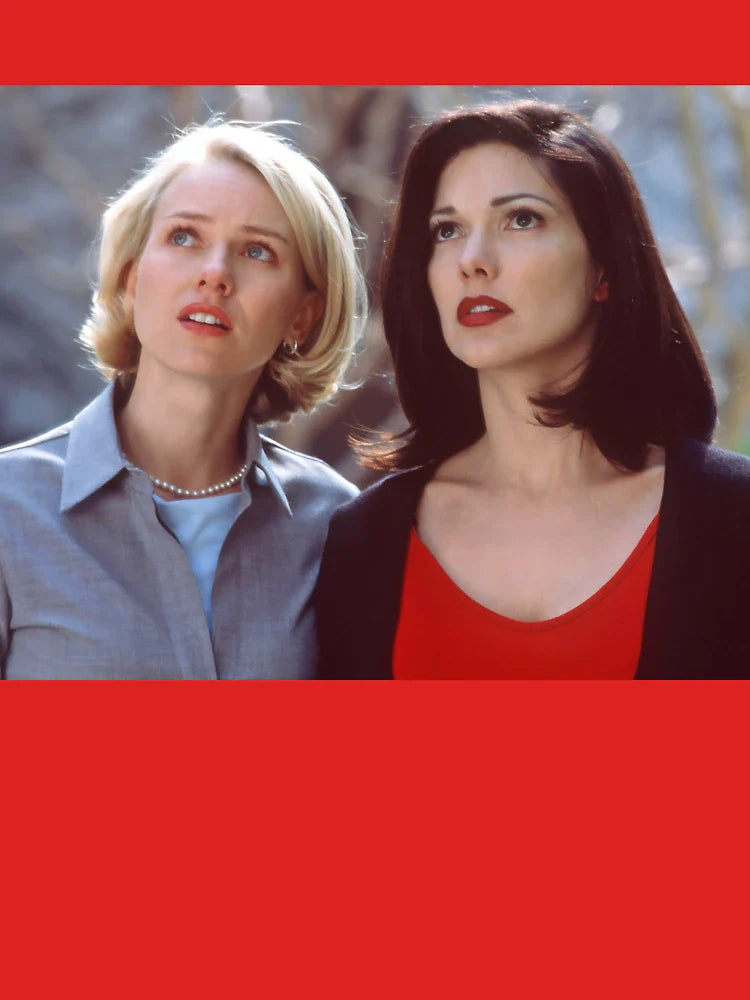 Mulholland Drive Poster – Naomi Watts & Laura Harring as Betty and Rita – Surreal Mystery Romance Print Classic T-Shirt