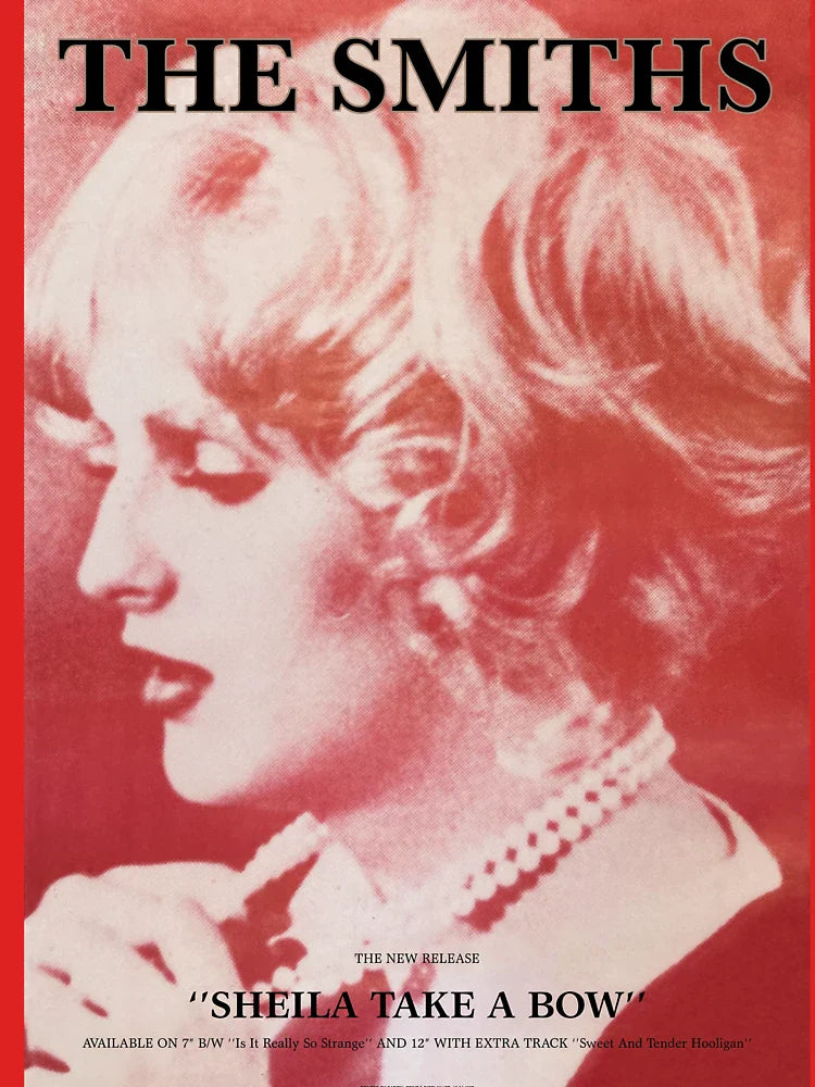Sheila take a bow poster (The Smiths) Classic T-Shirt