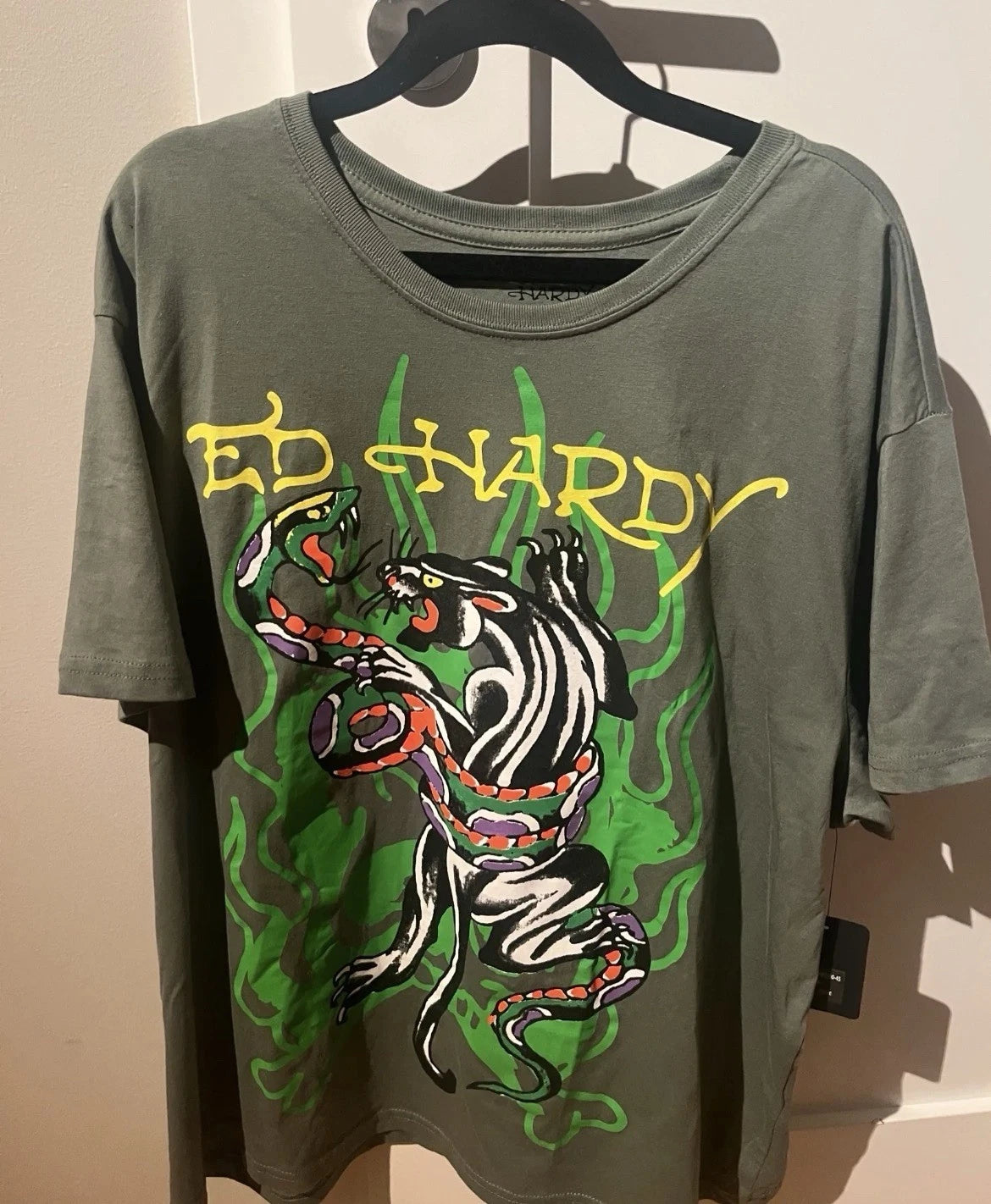 Ed Hardy Black Panther Vs Python Tshirt Xl