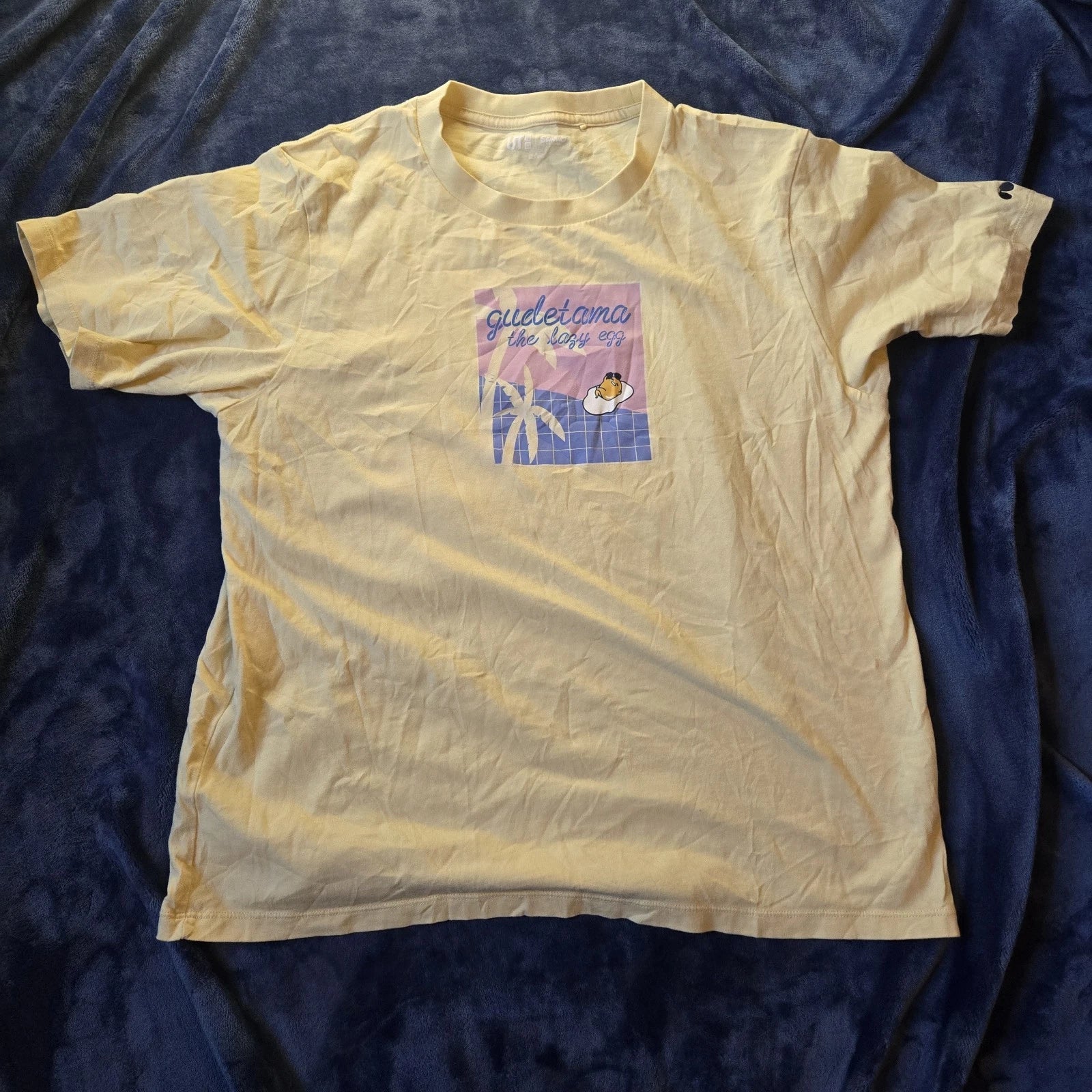 Uniqlo Sanrio Gudetama The Lazy Egg Large T-Shirt