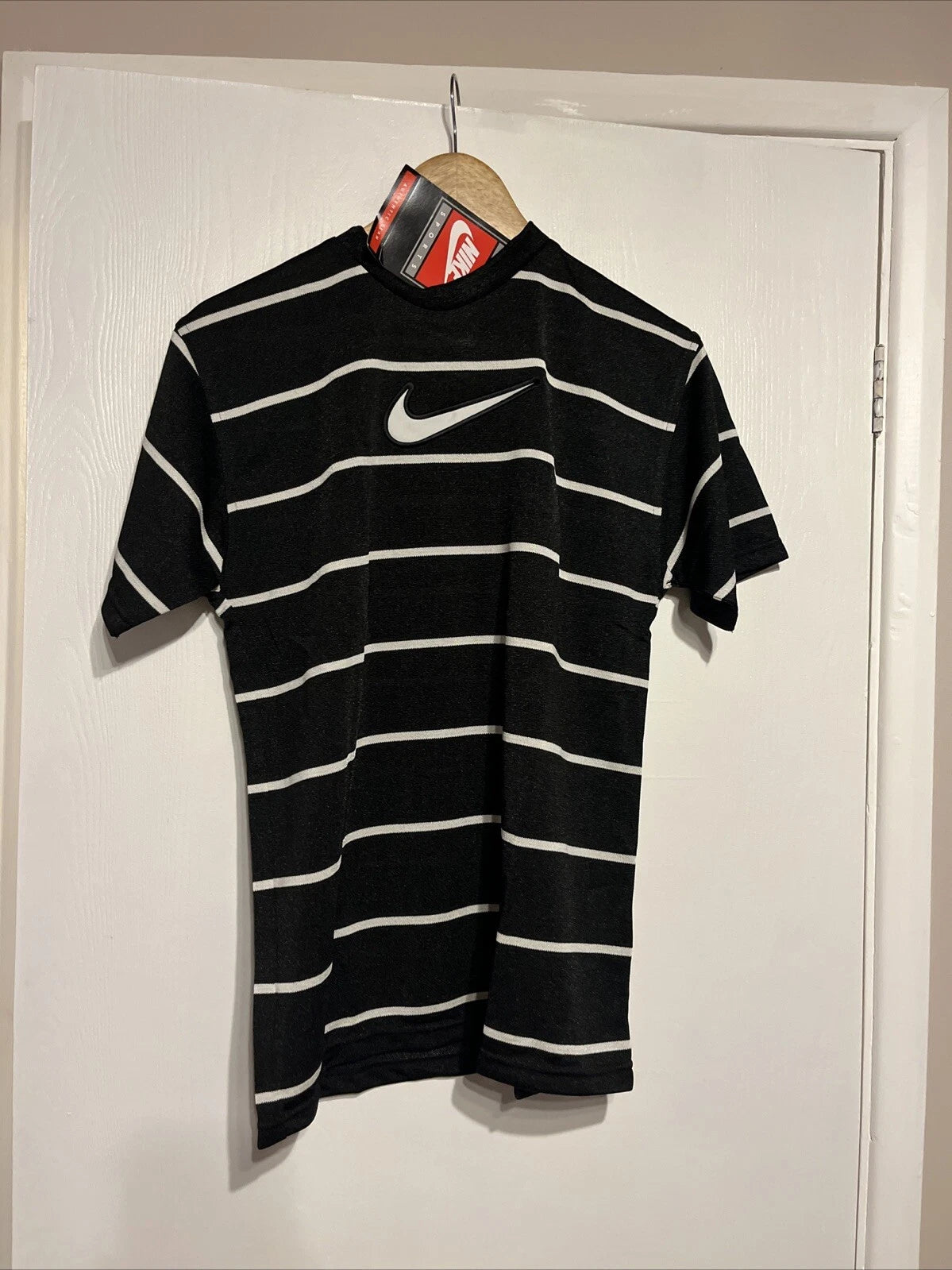 Vintage nike t shirt 90s striped big logo