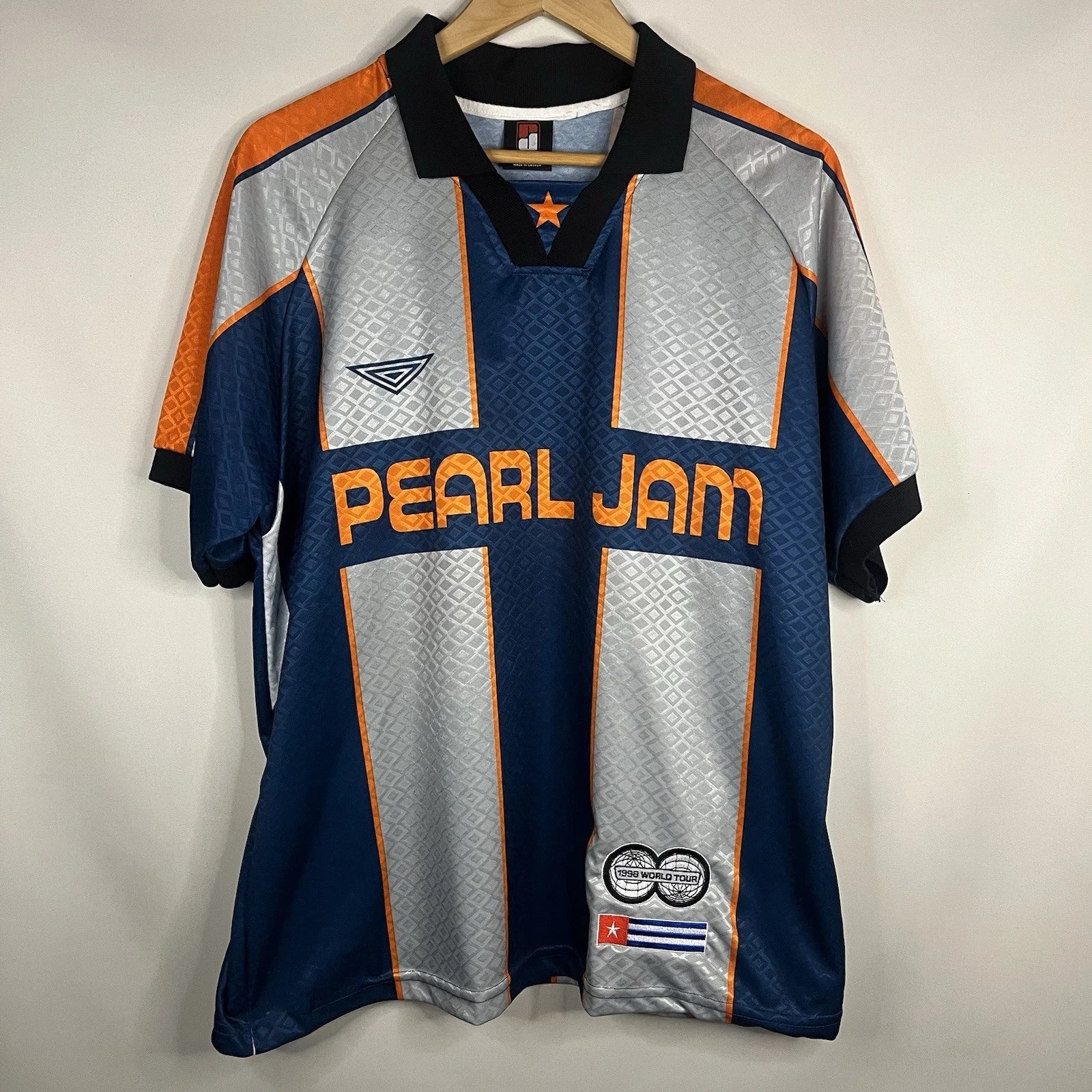 RARE Vintage 1998 Pearl Jam Yield World Tour Shirt Double Sided Soccer Jersey XL
