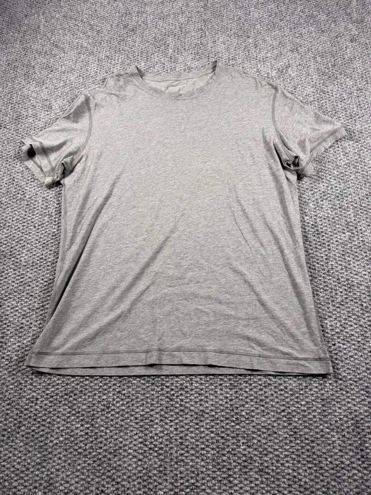 Lululemon Shirt Mens Small Gray Solid Lightweight Athletic Tee Casual