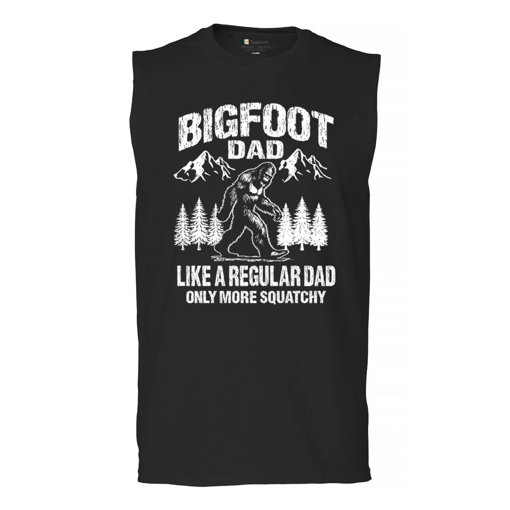 Bigfoot Dad Muscle Shirt Fun Daddy Sasquatch Dad Joke Yeti Father's Day Men's