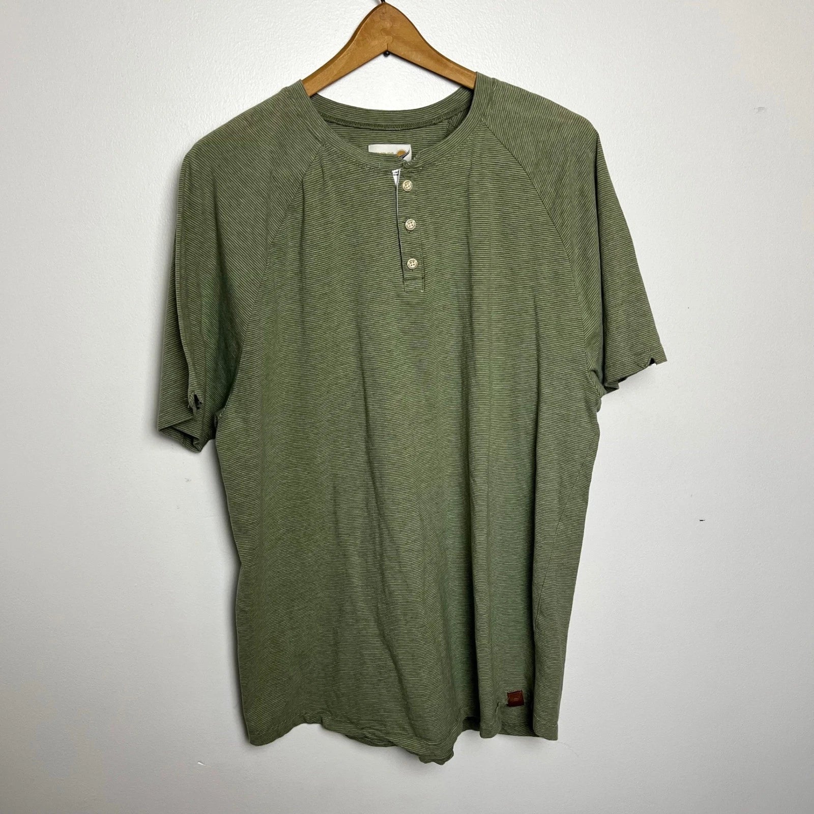 Fundamental Coast Mens XXL Henley Shirt Olive Green Striped Raglan Short Sleeve