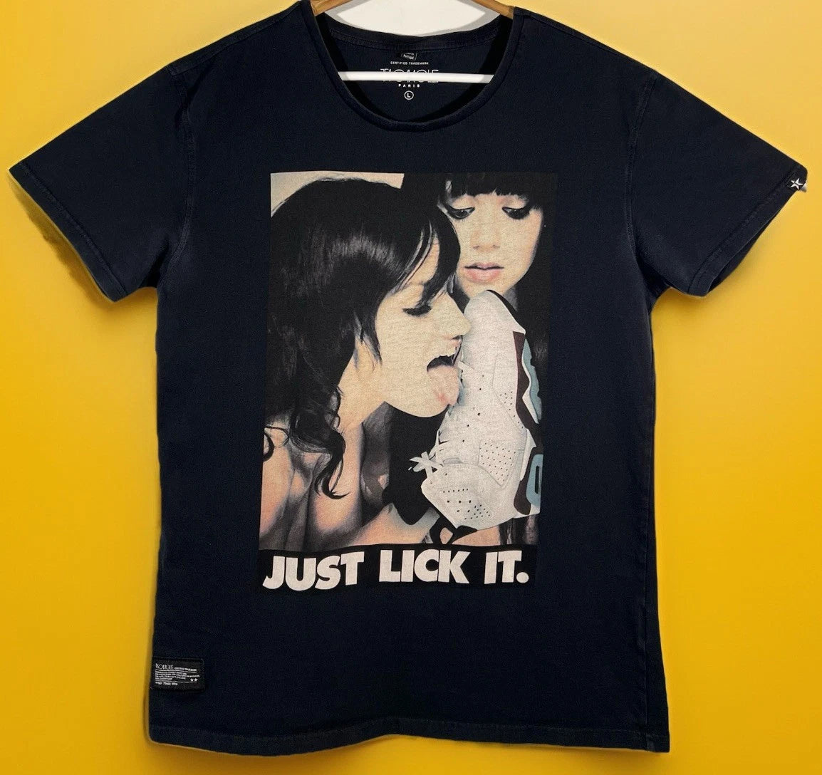 Two Angle Paris JUST LICK IT Sneakers Graphic T Shirt Black Size Large Girl Face