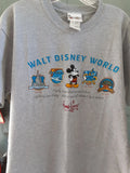 vtg walt Disney world 4 parks embroidered quote t-shirt medium gray y2k