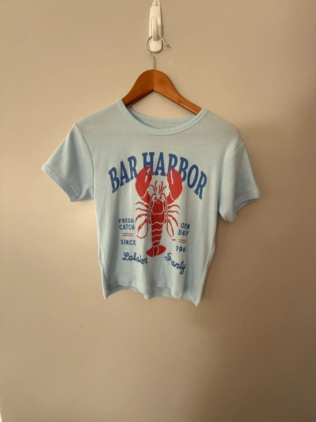 Social Scene Bar Harbor Lobster Shanty Graphic T-Shirt Size L Trendy Summer Grap