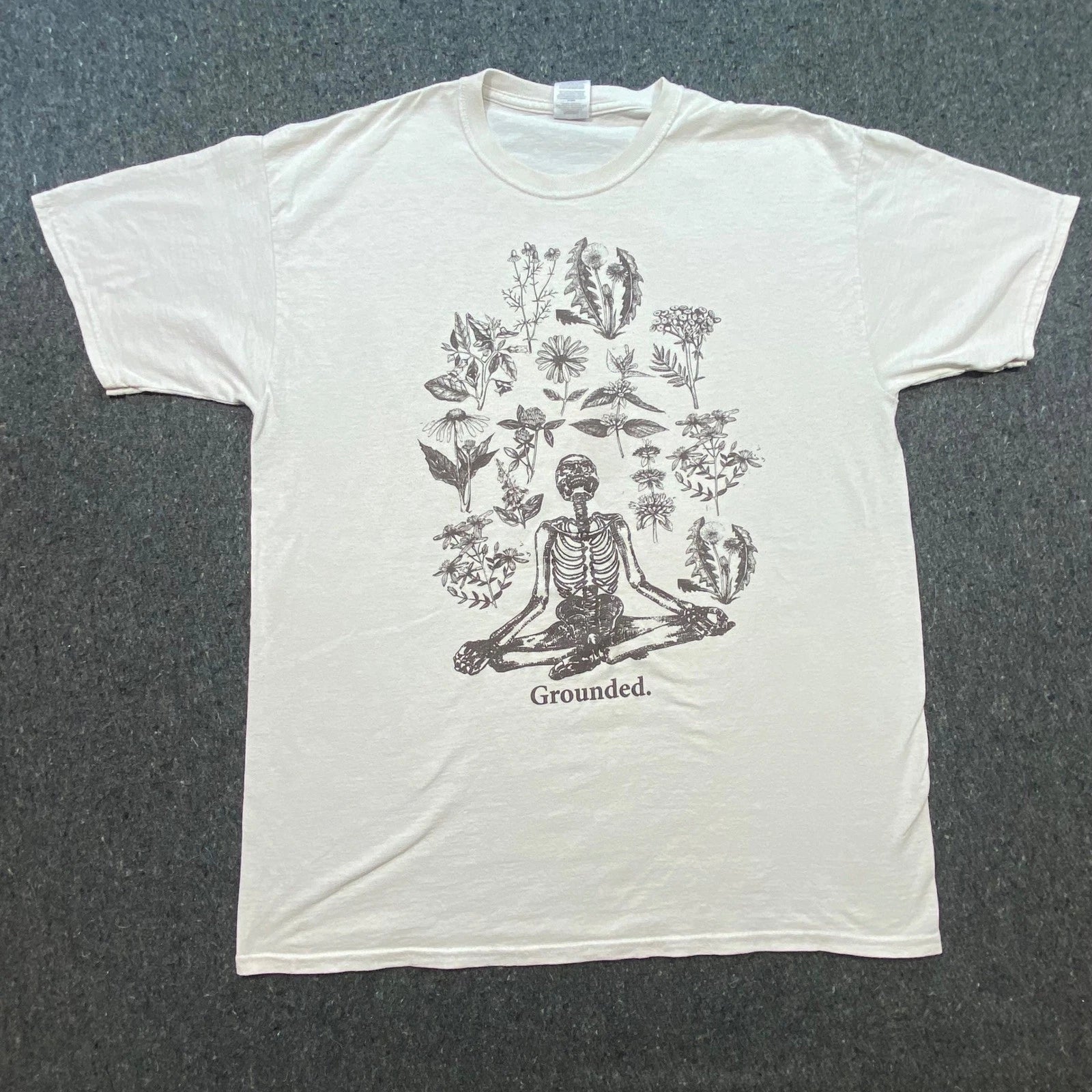 Jerzees Grounded Skeleton Flowers Shirt Sz XLT Mens Cream Boho Grunge Meditating