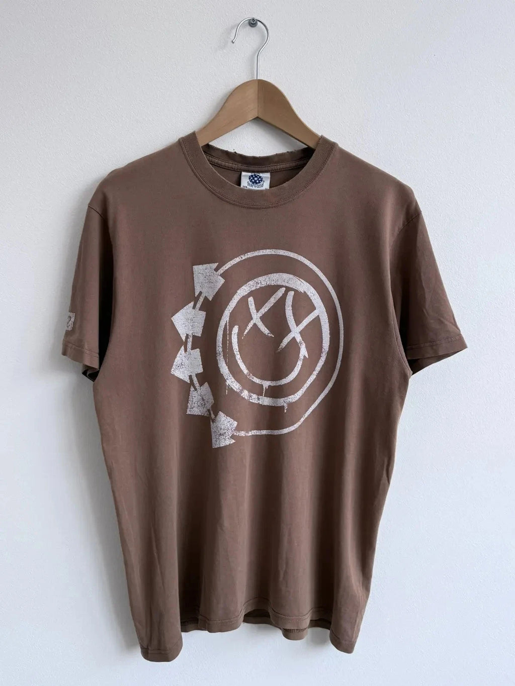 Vintage 2000s Blink 182 Band Faded Distressed T-Shirt Size M Y2K