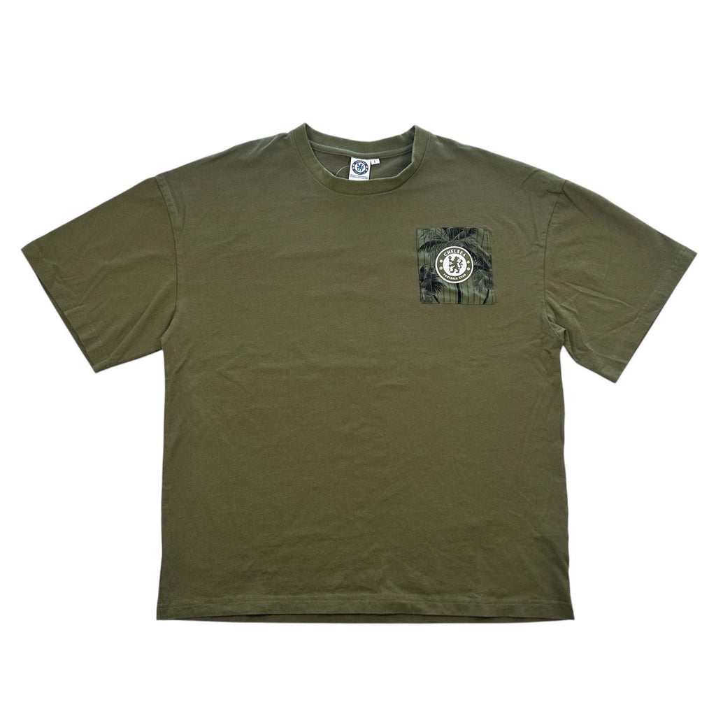 Chelsea Football Club Logo Graphic Pocket T Shirt Size Large Soccer Sportswear