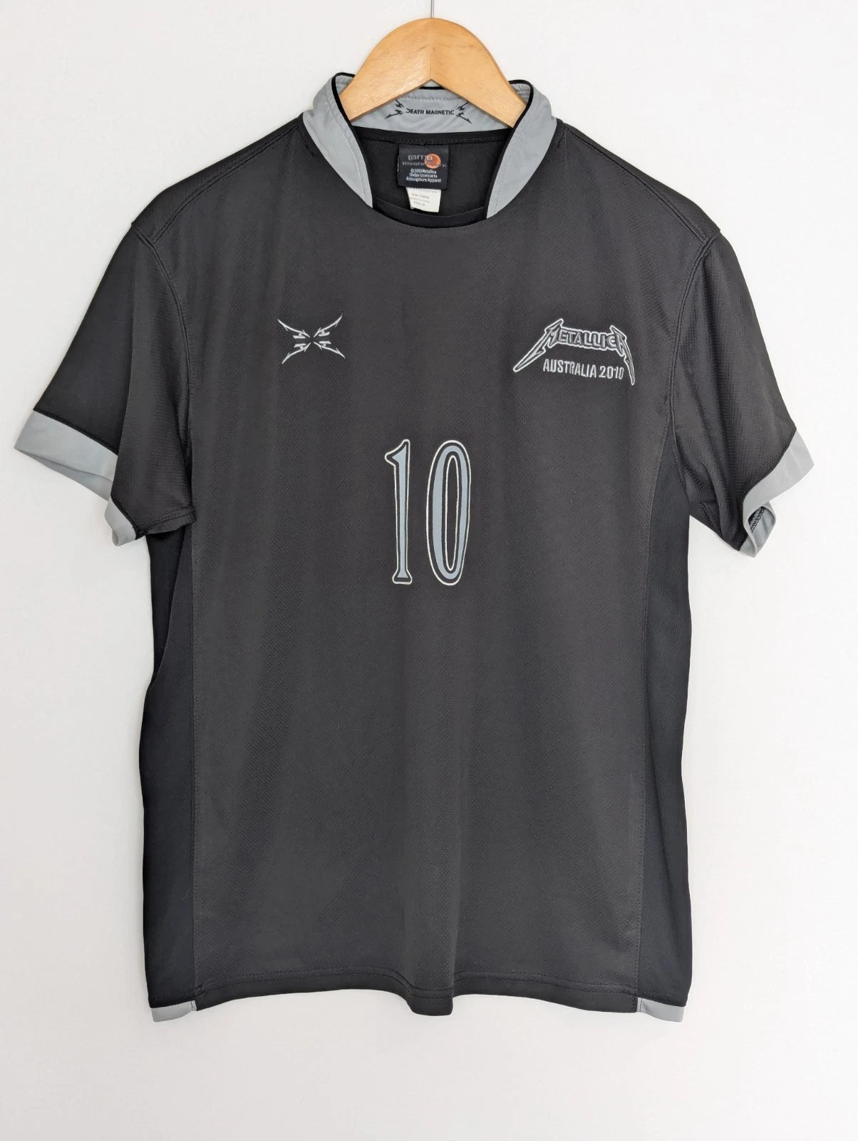 Metallica Death Magnetic 2010 Tour Jersey Football Soccer Style Shirt Size M