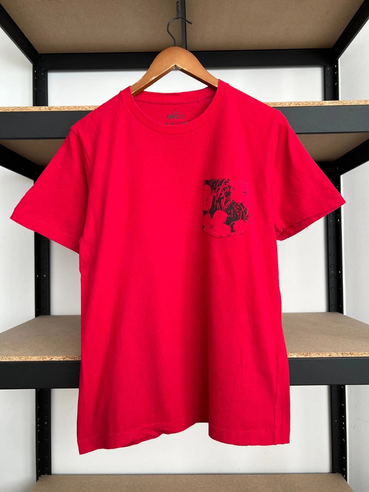 Uniqlo x Andy Warhol Art Pocket Red T-shirt Sz S