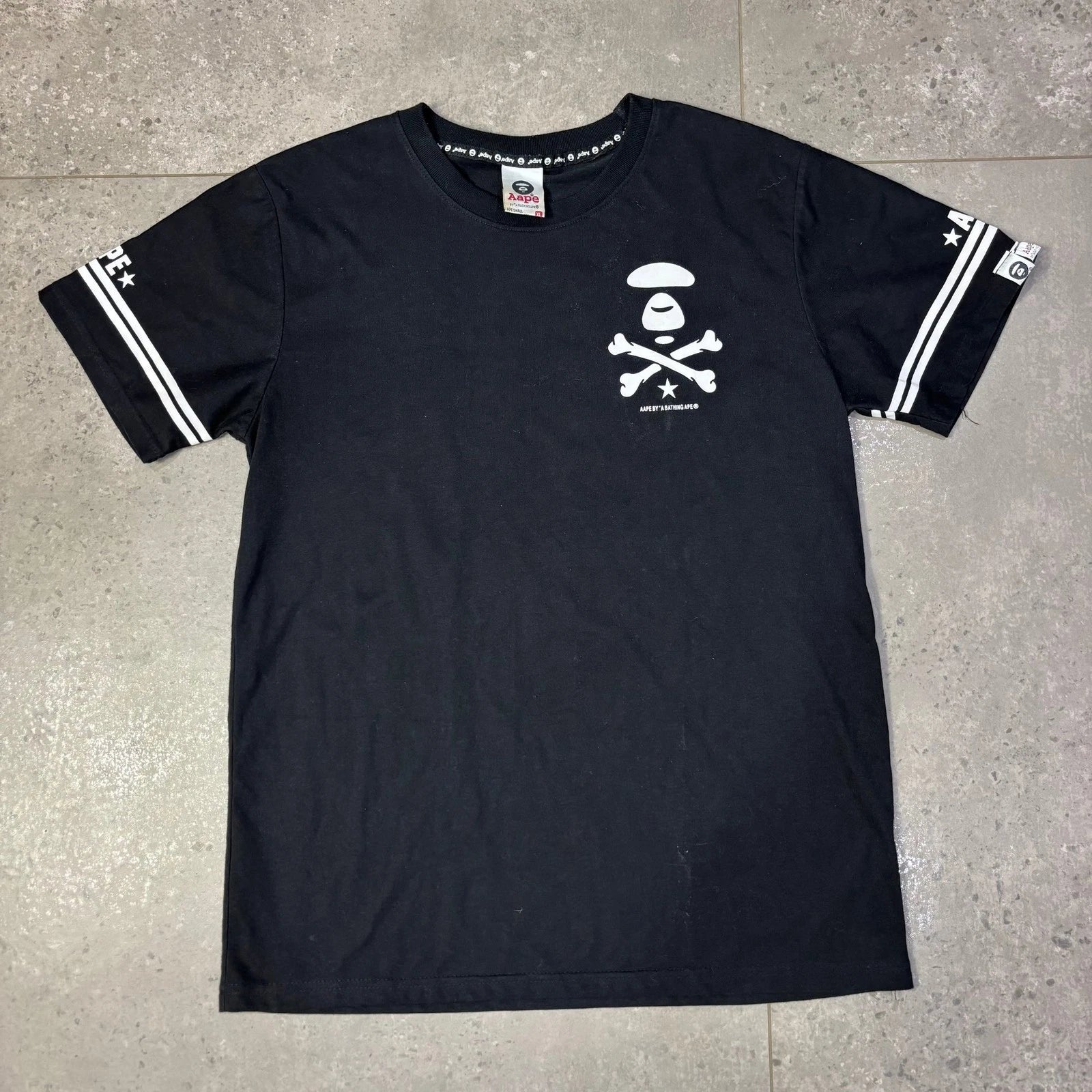AAPE T-Shirt Men's XL Black Graphic Print Logo Skull Football Jersey Style