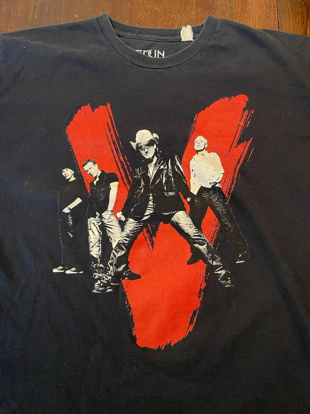 Vintage U2 Shirt Mens XL Black Vertigo 2005 Tour Concert Alt Rock Y2K Logo Tee