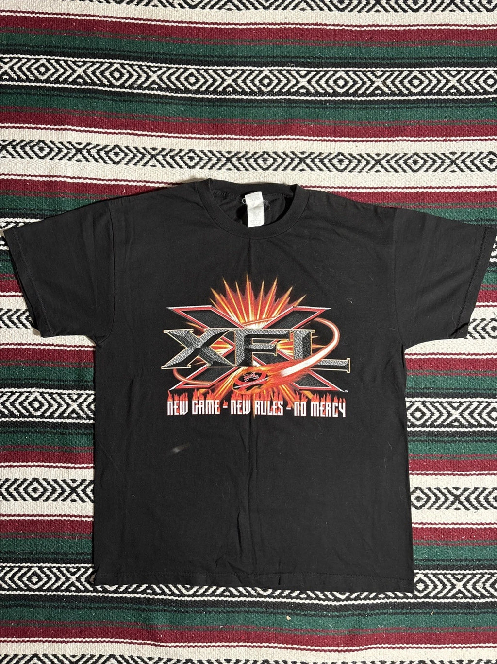Vintage XFL Professional Football League T-shirt size Men's Large Wrestling WWF￼