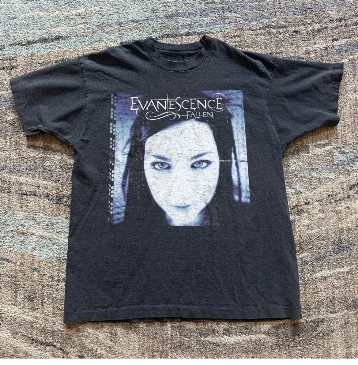 Evanescence Fallen Album Gothic Rock Band T-Shirt Size Small