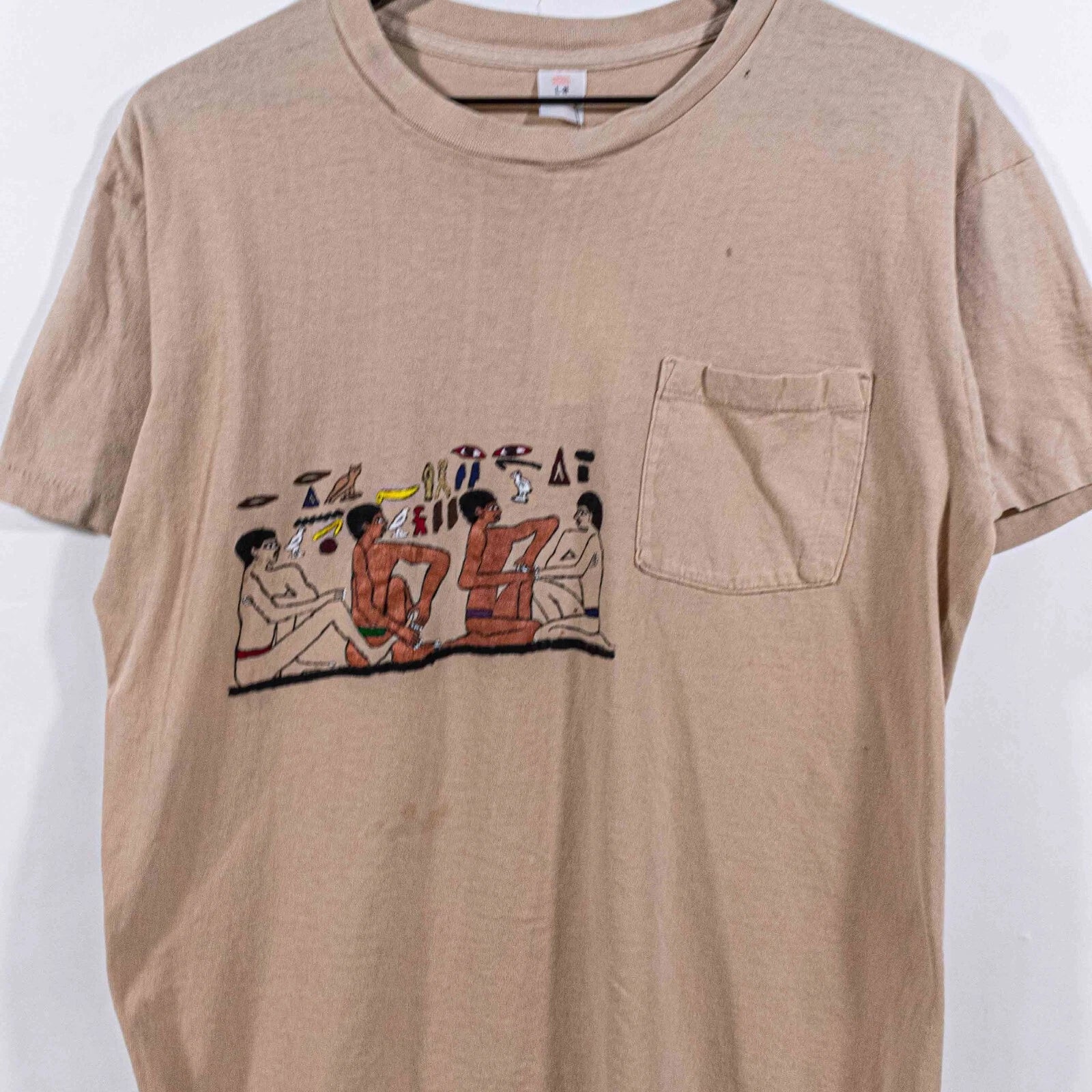 VTG 70s 80s Hanes Pocket T-Shirt Large Egyptian Hieroglyphics Single Stitch USA