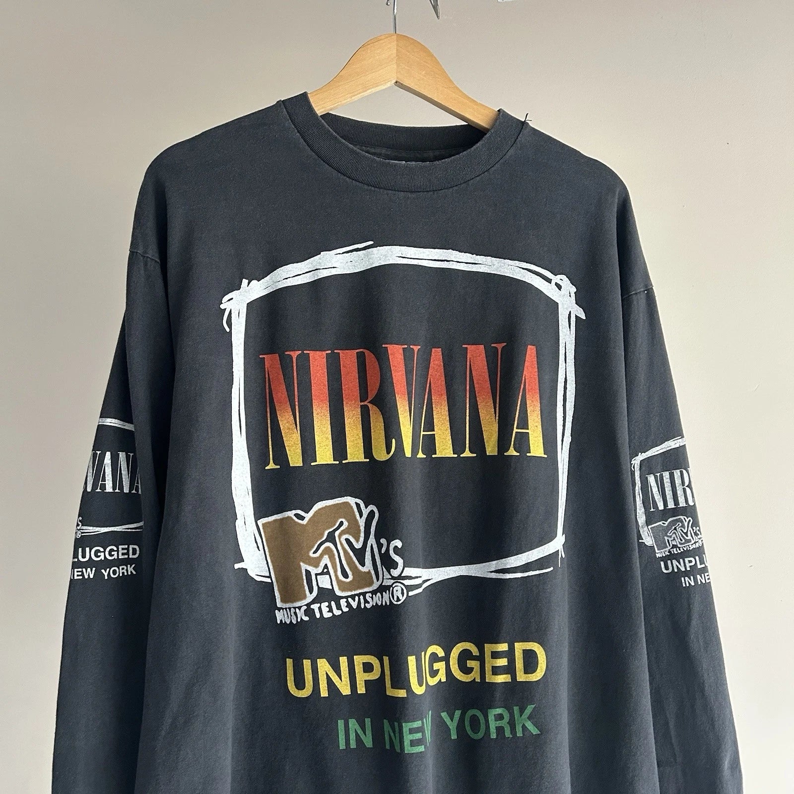 Nirvana MTV Unplugged In New York Long sleeve Graphic T Shirt Vintage Reprint XL