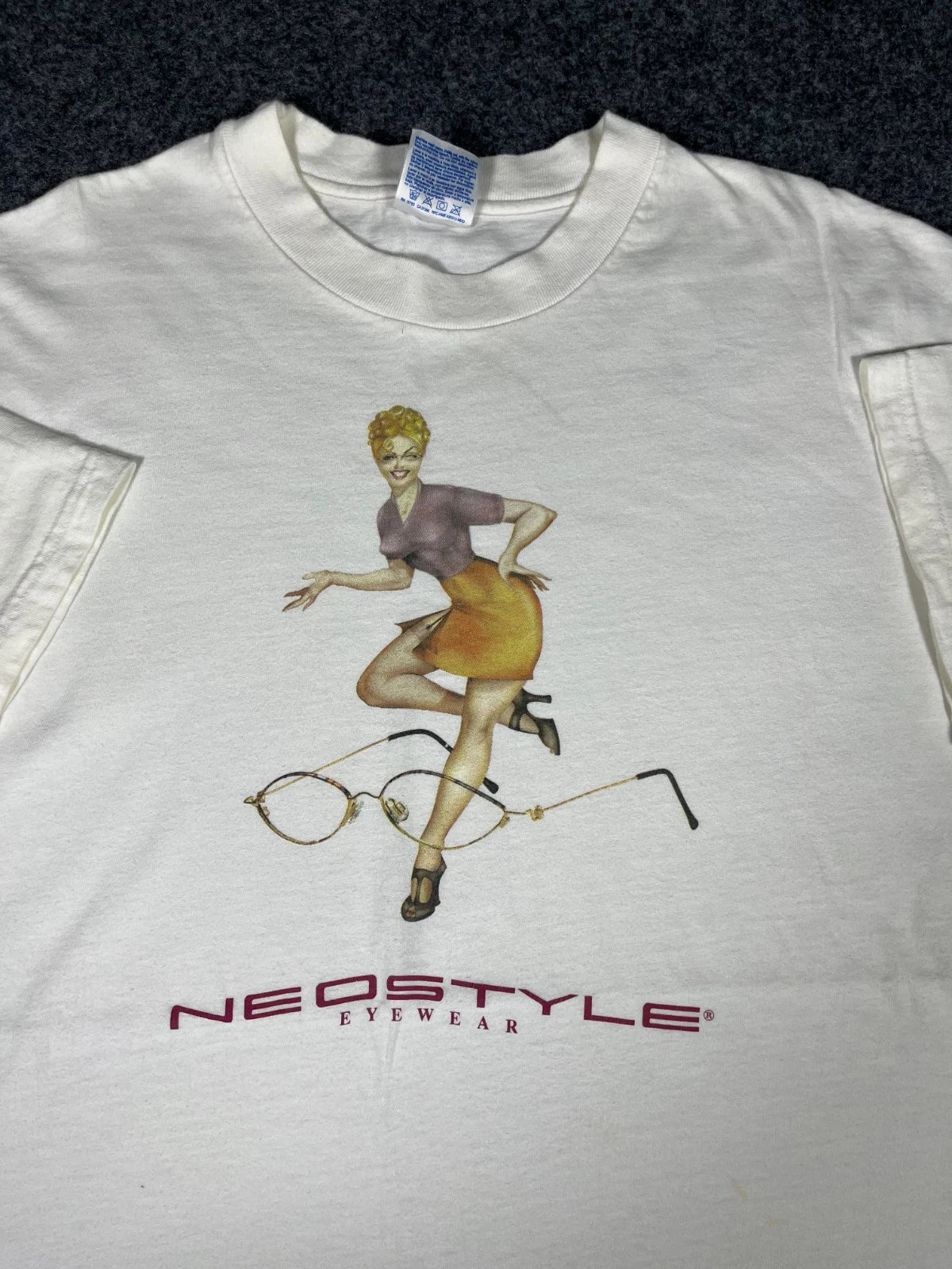 Vintage 90s Neostyle Eyewear Pinup Girl T-Shirt White XL