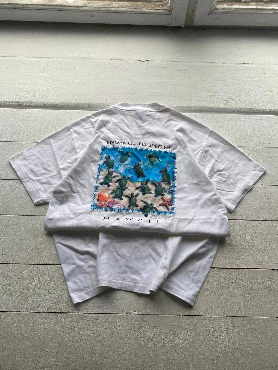 90s Hawaii Endangered Species White Teodore Turtle White T Shirt Mens Medium