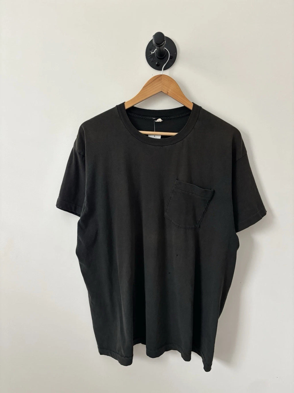 Vintage Blank Shirt Mens XL Black 90s Fade Pocket Tee