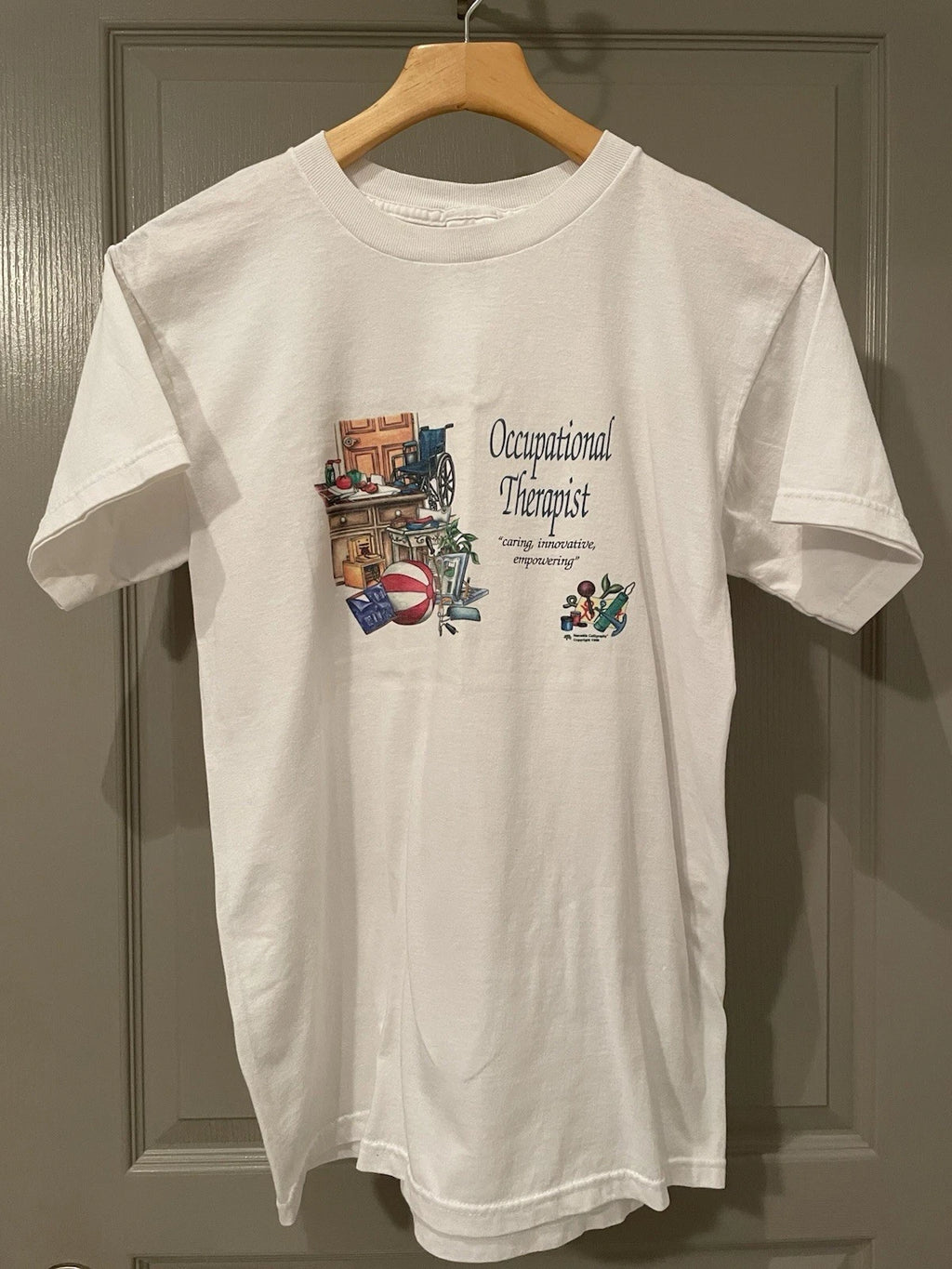 Occupational Therapist “caring, innovative, empowering” White Shirt Sz M VTG 90s