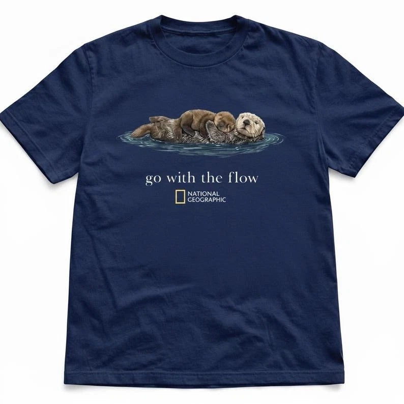 National Geographic Otter Graphic T-Shirt, Vintage 90s Y2k Style Top