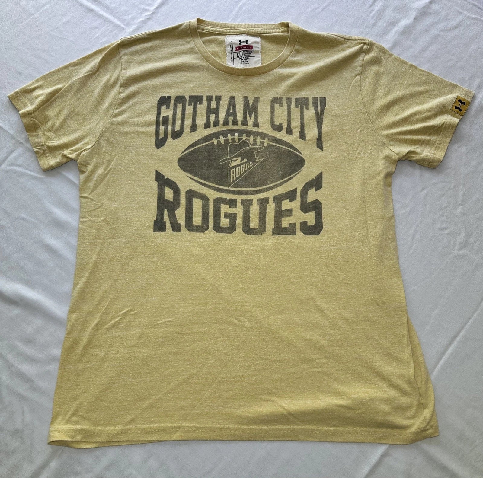 Rare Under Armour Gotham City Rogues Tee Shirt. XL - Batman Dark Knight Returns