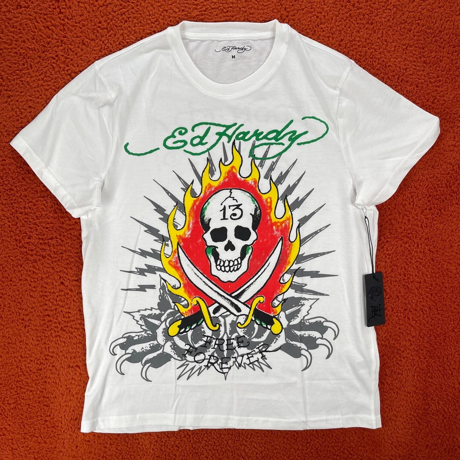 ED HARDY Designs T-Shirt Men's MEDIUM Graphic Tattoo White Pirate Skull Y2K