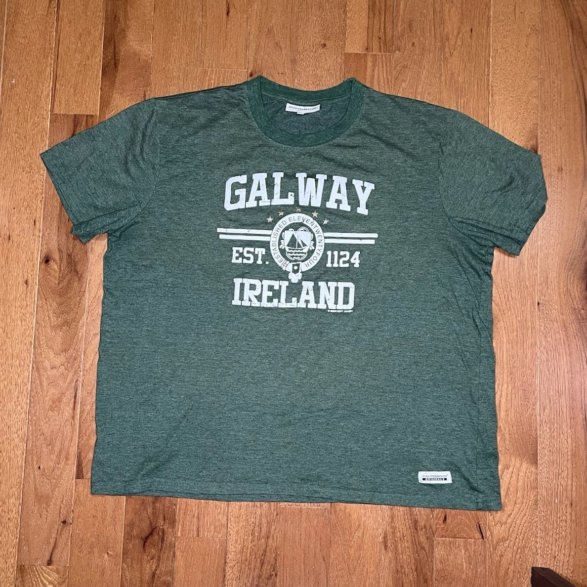 Vintage Style Unisex Galway Ireland Crest Green Melange Unisex Varsity Style Tee