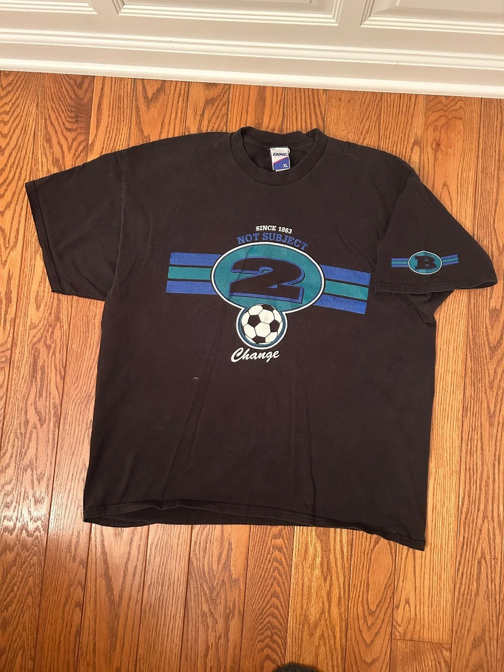 vintage black soccer shirt y2k bike brand xl