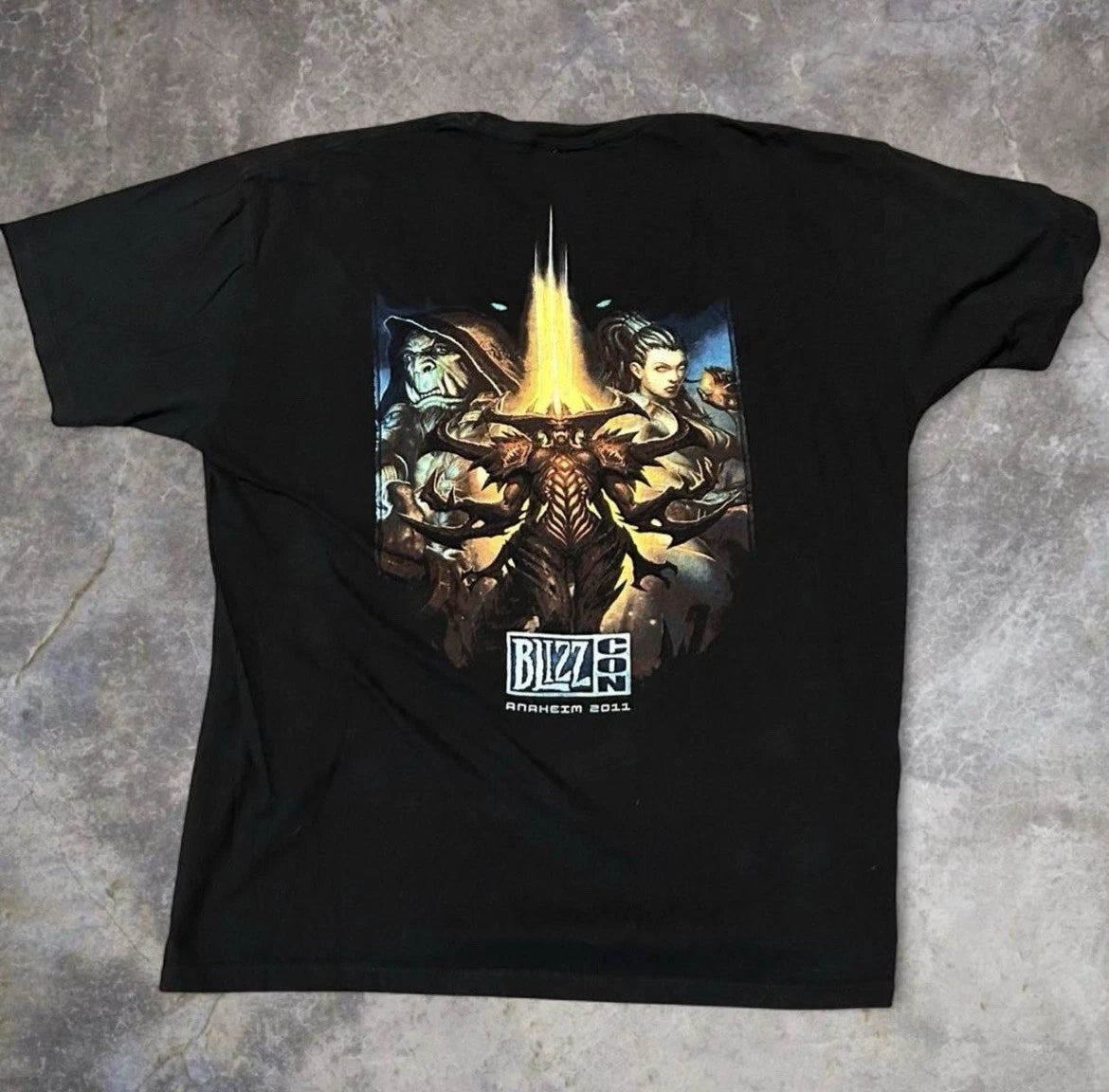 Y2K BlizzCon 2011 Anaheim black tee size L brand new with jinx tag!
