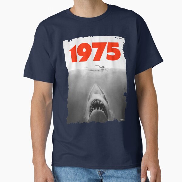 Jaws 1975 fan art Classic T-Shirt